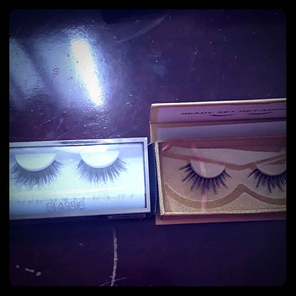 Huda Beauty & Lashaholic lashes